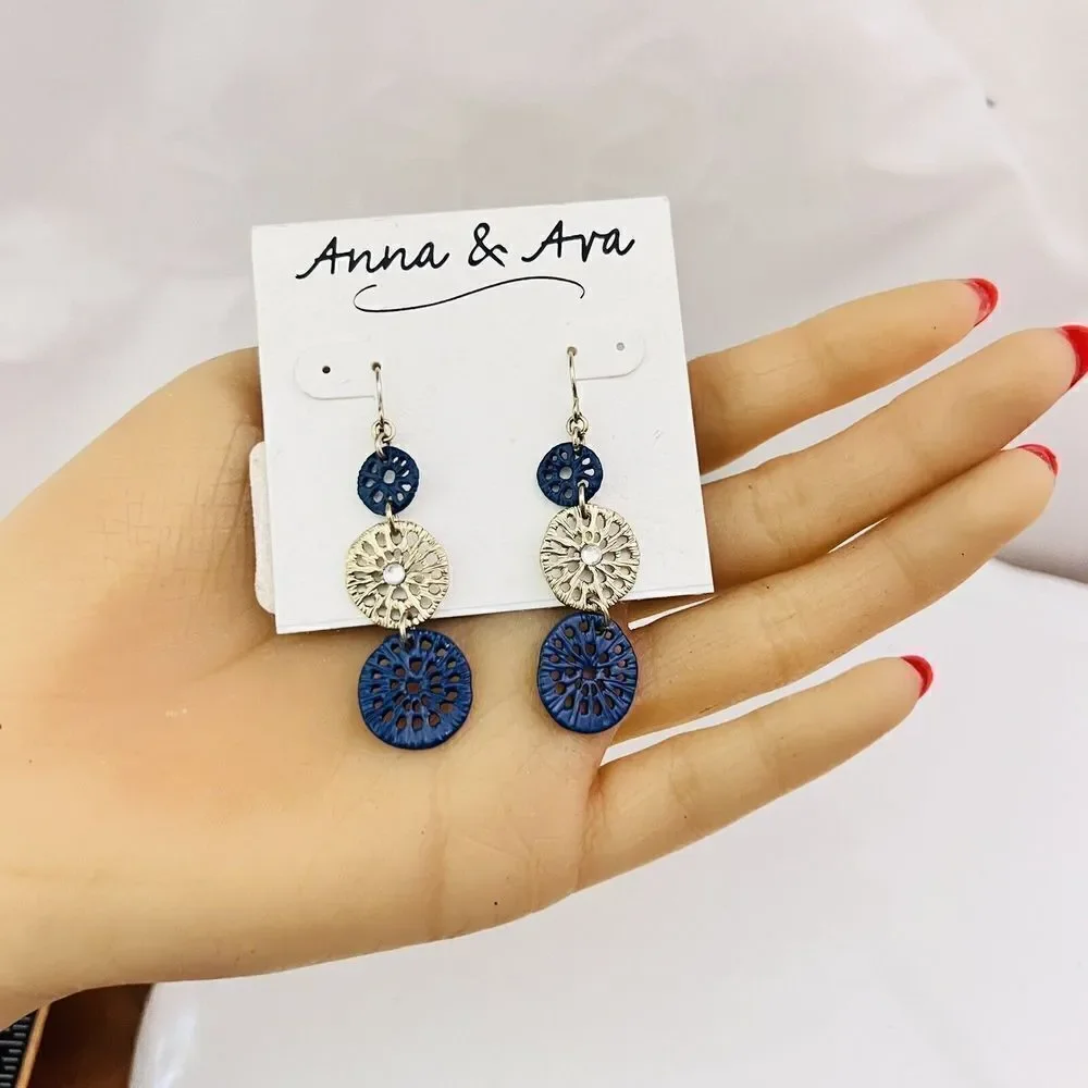 Anna & Ava Earrings Dangle Drop  Circlessilver Blue Tone 4554